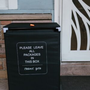 Porch delivery box